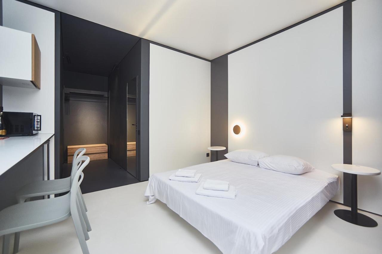 Studio Room, 45 Перлина Kadorr, Аркадія Odessa Buitenkant foto