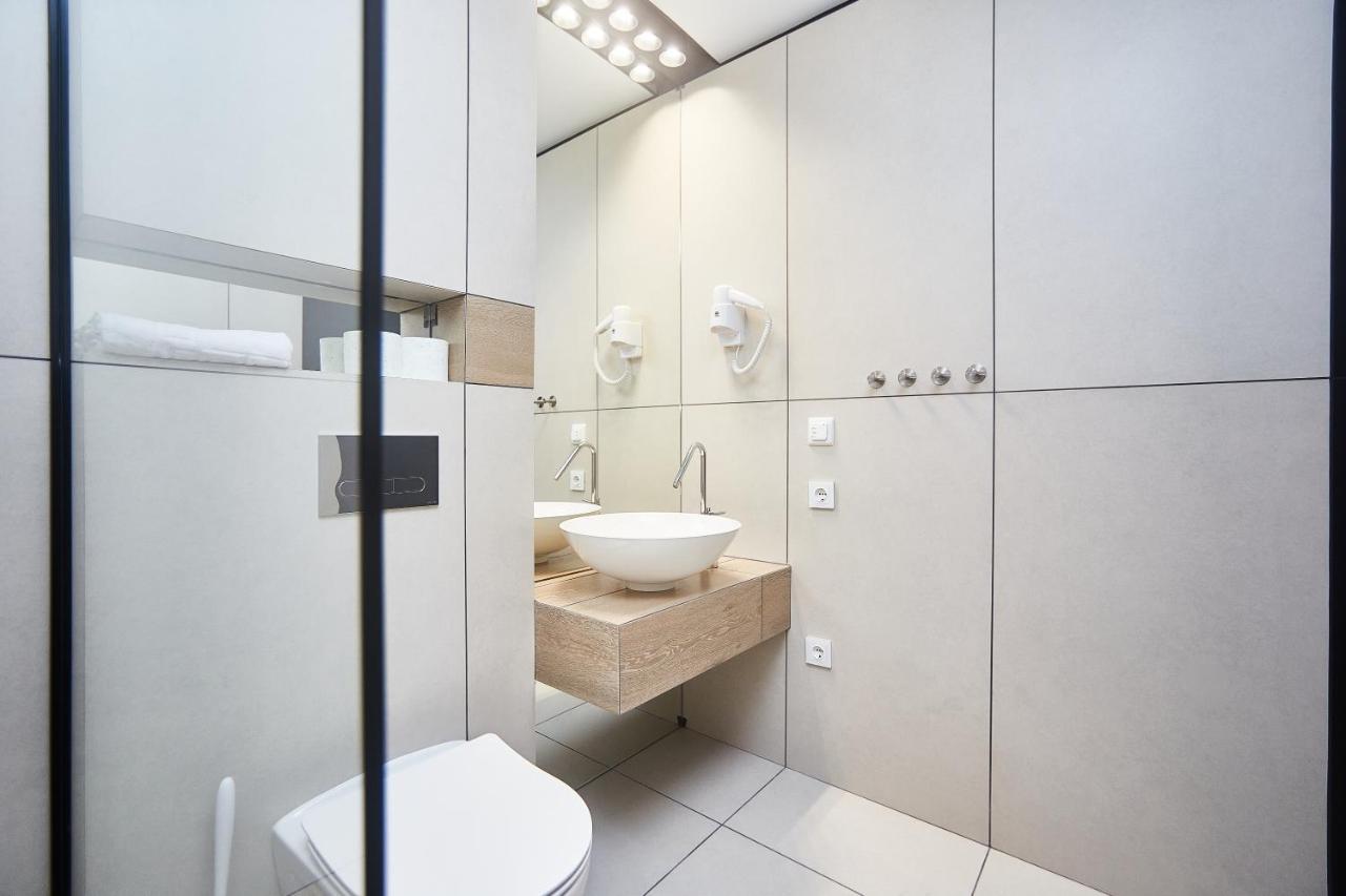 Studio Room, 45 Перлина Kadorr, Аркадія Odessa Buitenkant foto