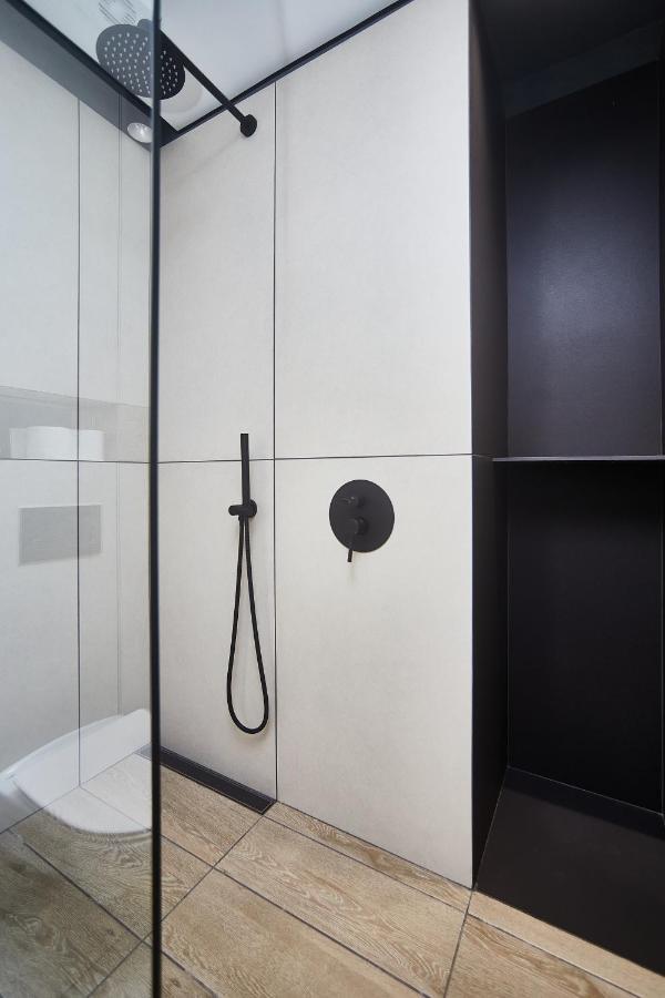 Studio Room, 45 Перлина Kadorr, Аркадія Odessa Buitenkant foto